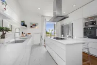 SorrentoVibes - Luxury Home Sea View & Jacuzzi in Sorrento Centre