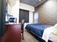 HOTEL LiVEMAX Himeji Shiyakusho Mae Hotels near Shikama-ko