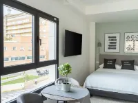 Limehome Sevilla - Parvekkeita