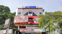 FabExpress Sai Lodging I - Nr Nashik Railway Station Shri Saptashrungi Mata Mandir 주변 호텔
