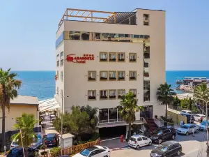 Aragosta Hotel
