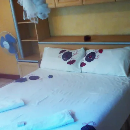 Nkhudzi Beach Lodge
