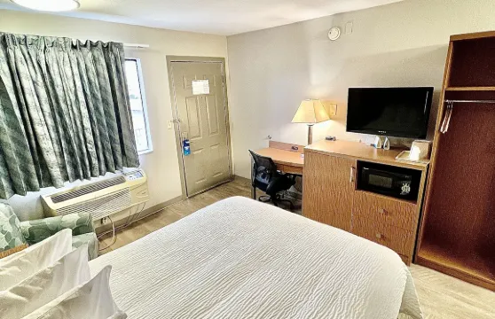 阿林頓六旗附近温德姆戴斯套房酒店