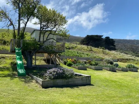 Seacroft Estate Отели в г. Танибрин