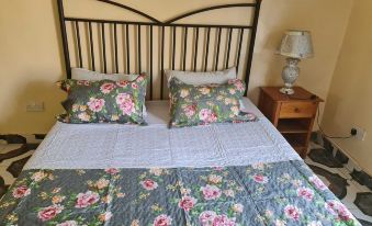 Remarkable 4-Bed with Air Conditioning in Brikama