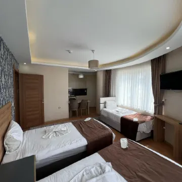 InDİANA Hotel