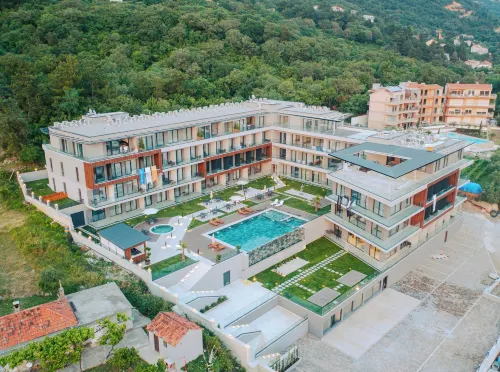 Royal Blue Resort & Residences Hotels in Kavac