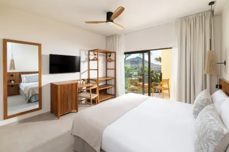 HOTEL PLAYA SURF Отели рядом с достопримечательностью «Plaza Roja»