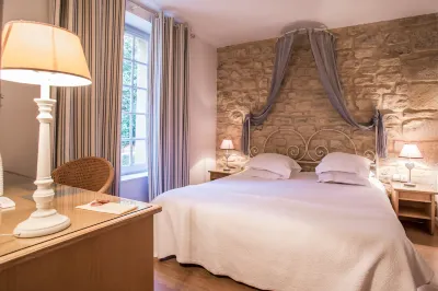 Hôtel le Pré Galoffre Hotels in Bernis
