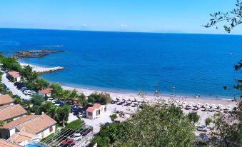 Testa di Monaco Natural Beach