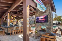 Lodge at Whitefish Lake - bar