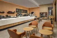 Hilton Garden Inn Orlando Downtown - Bãi đậu xe