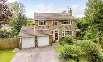 4-Bed House in Wetherby Sleeps 8 Near York