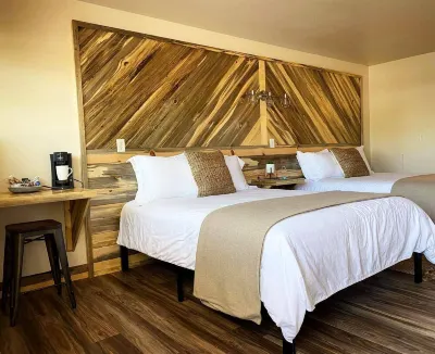 Horseshoe Bend Motel Hotels near Bighorn Canyon National Recreation Area - Cal Taggart Visitor Center