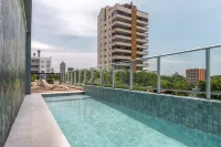 ÚNICO - Stay & Residences by Ava - piscina