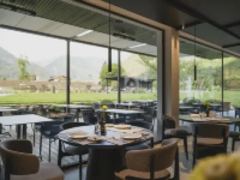 Neuhaus Zillertal Resort Hotels in Mayrhofen