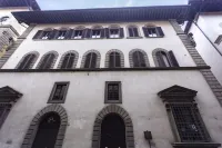 Palazzo Martellini Residenza d'Epoca Hotels in Santo Spirito