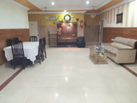 호텔 파라다이스 인