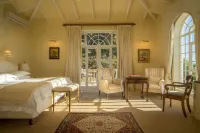 Colona Castle - บ้านพักหลังเล็ก