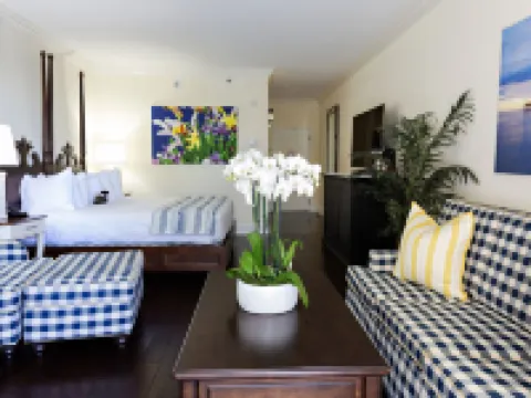 Inn at Pelican Bay Hotels in Collier County