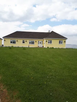Tullaleagan Guesthouse - parking