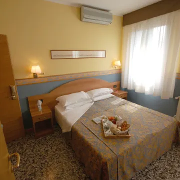 Atika & Atif - Antica Villa Graziella Venice