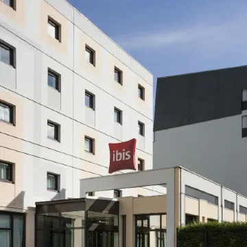 Ibis Bourges