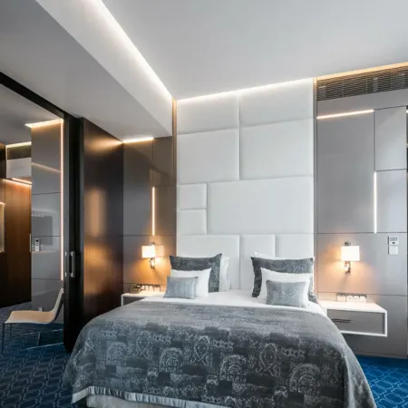 Hotel Kings Court