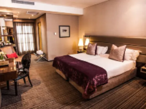 Coastlands Musgrave Hotel and Convention Centre ベレアのホテル