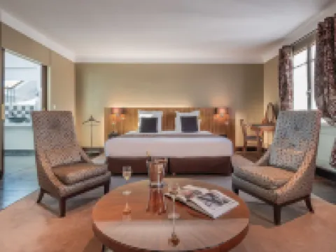 Le Grand Hotel Hotels in Tours