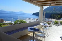 'a Alera Room & Breakfast Hotels in Santa Marina Salina