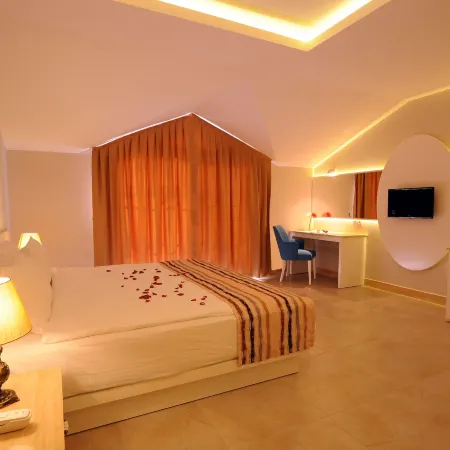 Sea Breeze Hotel and Apartments