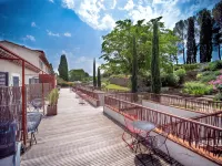 Hotel Pont Levis - Franck Putelat - Parkering