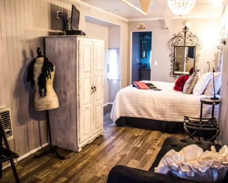 フェザーベッド レイルロード B&B リゾート ナイスのホテル