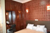 Le Best Hotel