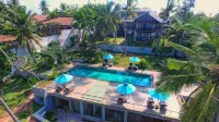 R Degrees Hotels in Ambalangoda