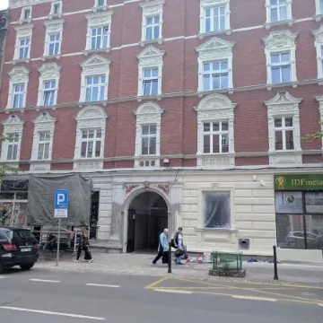 Jagiellonska 3 ApartHotel - Deluxe Rooms with King Beds, City Center, Free Wifi!