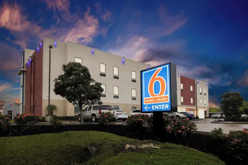 Studio 6 Suites Texas City, TX – I-45 South - Wifi