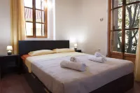Malaxiana Houses - Bungalows