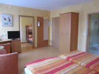 Hotel Zur Burg Nürburg Các khách sạn ở Wiesemscheid