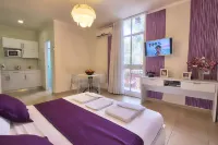 1926 Designed ApartHotel