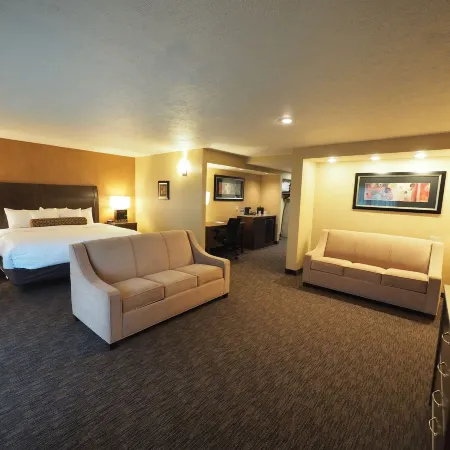 Evergreen Resort