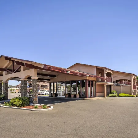 Days Inn by Wyndham Modesto
