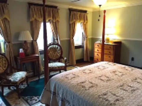 River House Lodge Hotels in Fifth