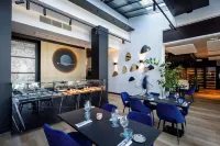 Mouratoglou Hotel & Resort Hotels in Biot
