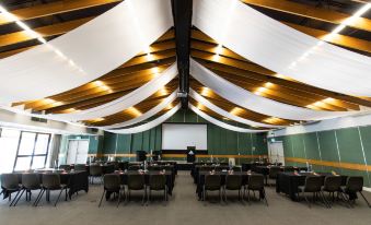 Thredbo Alpine Hotel