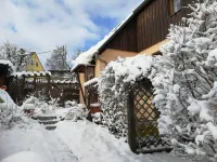 Fewo Baumann Hotels in Schneeberg