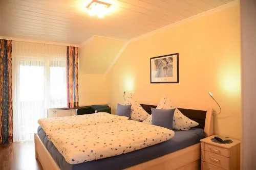 Ferienwohnung Haus Kotthoff Hotels in Valwig