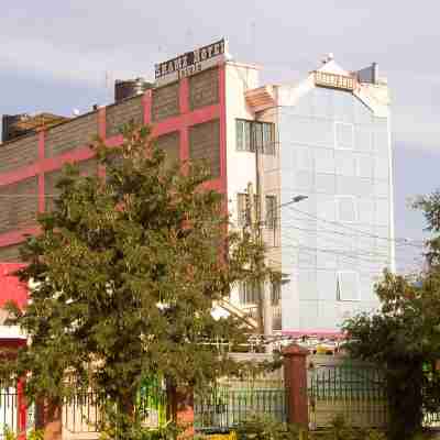 Shamz Hotel Isiolo Hotel Exterior