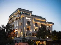 Mondial Hotel Các khách sạn gần Clock Tower